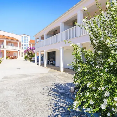 Apartment Hrgovic Rogoznica (Sibenik-Knin)