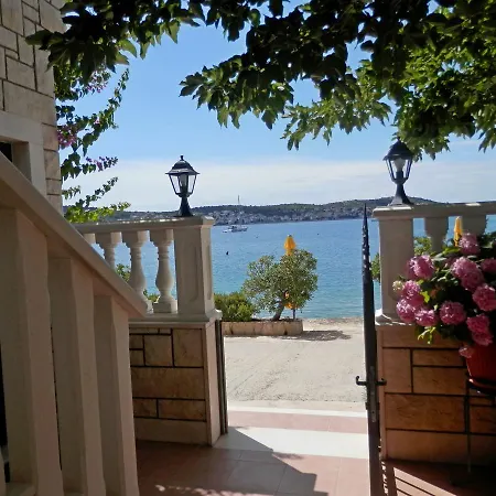 Hrgovic * Rogoznica (Sibenik-Knin)