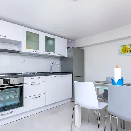 Hrgovic Rogoznica (Sibenik-Knin)