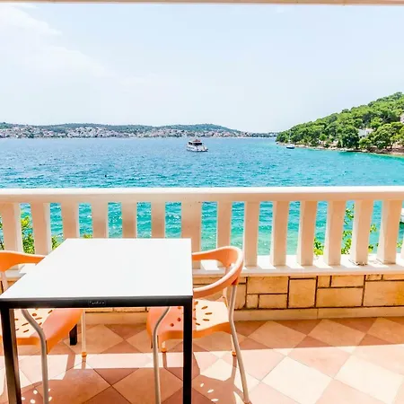 Hrgovic Apartment Rogoznica (Sibenik-Knin)