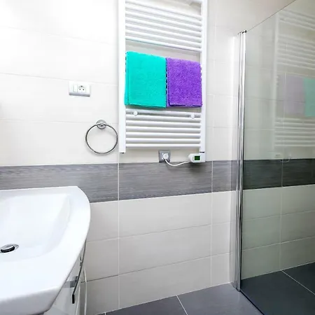 Hrgovic * Rogoznica (Sibenik-Knin)