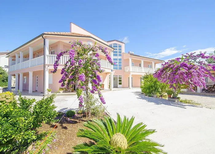 Hrgovic 罗戈兹尼察