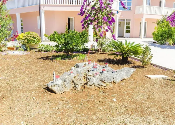 Hrgovic * 罗戈兹尼察