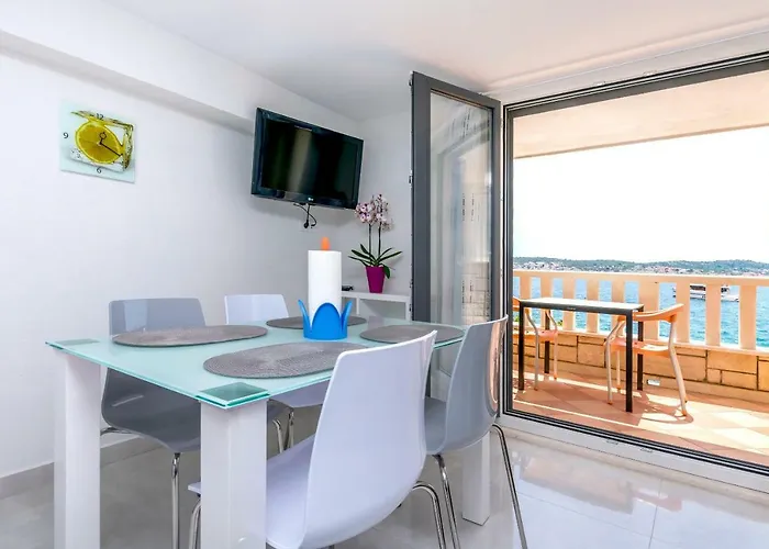 Hrgovic * Rogoznica (Sibenik-Knin)